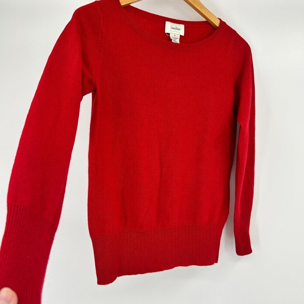 Neiman Marcus Red Cashmere Sweater Womens S Old Money Luxury Parisian Preppy